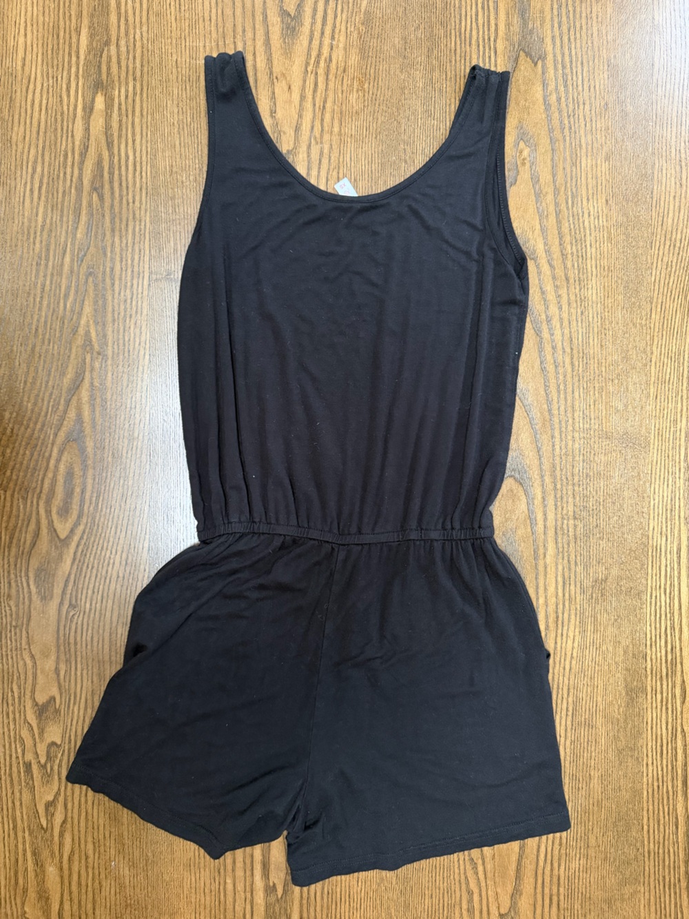 Black Scoop Neck Romper - Picture 2 of 3